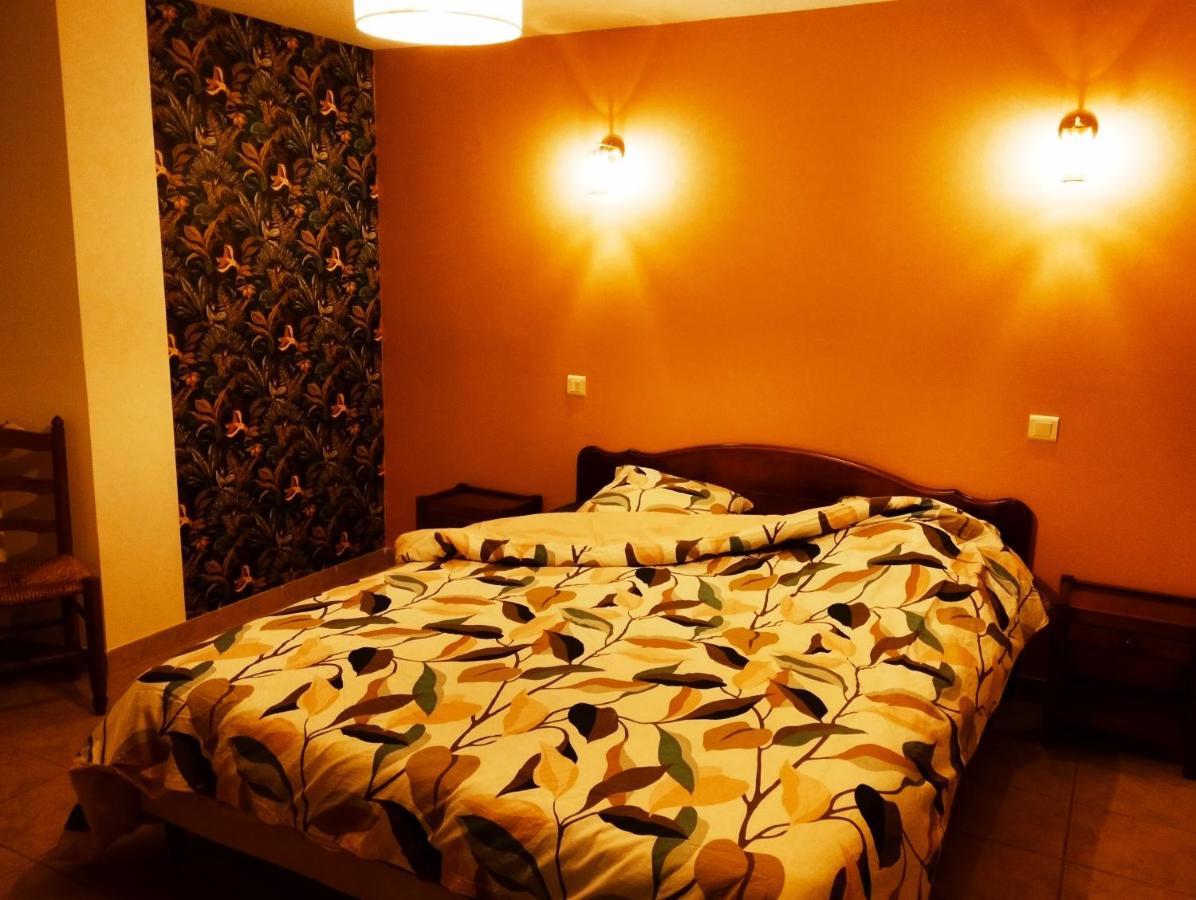 Chambres D'Hotes Le Moulin D'Auxillac Ла-Канург Экстерьер фото