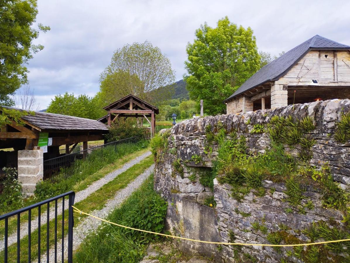Chambres D'Hotes Le Moulin D'Auxillac Ла-Канург Номер фото